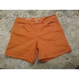 sound style bobby boyfriend shorts